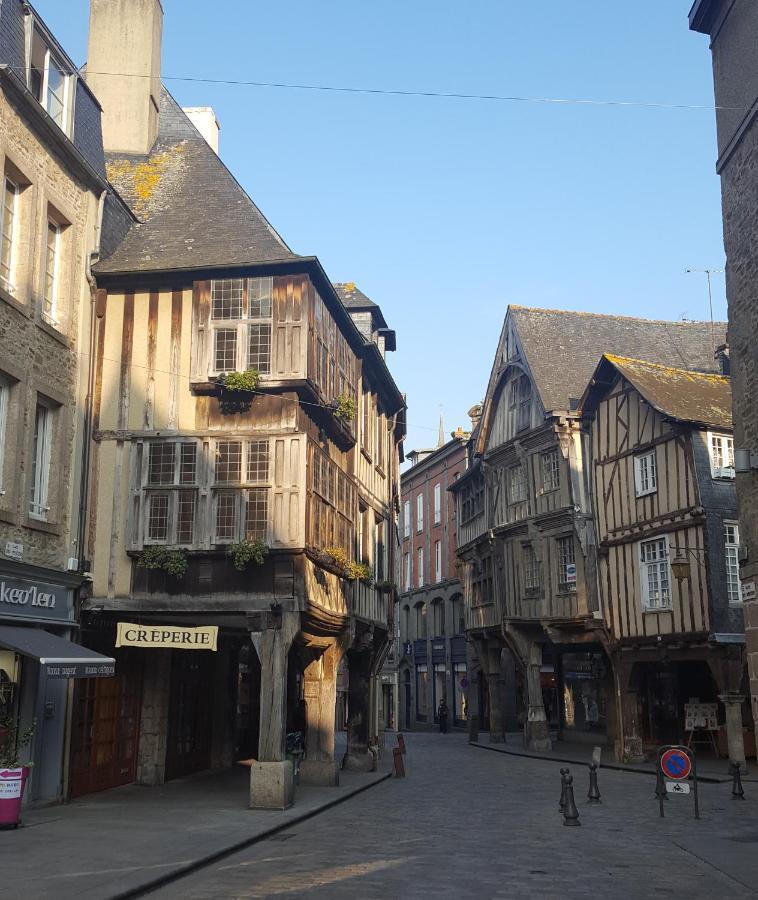 Clos St Ange Vildé-Guingalan Buitenkant foto